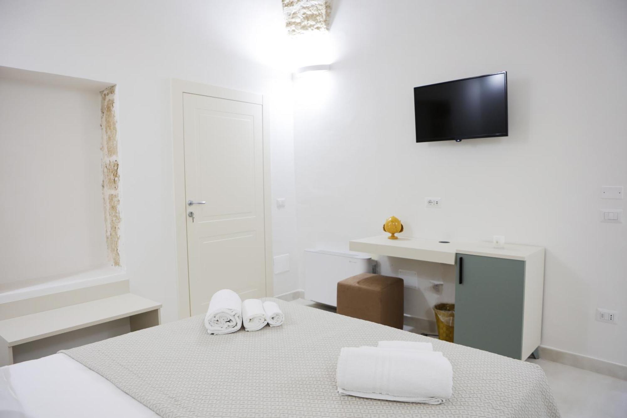 B&B Le Due Corti Matino Exterior photo